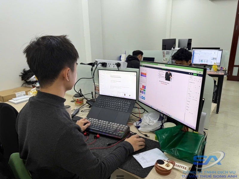 tăng ca ngày lễ